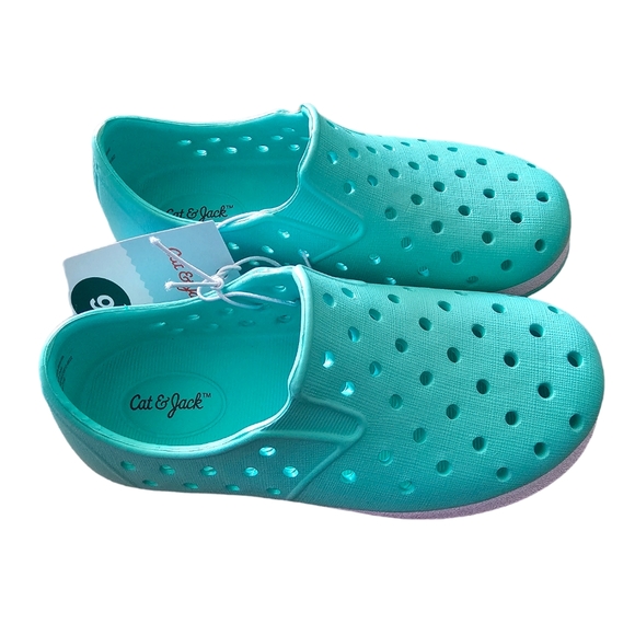 Toddler Jese Slip-On Water Shoes - Cat & Jack - Picture 2 of 11